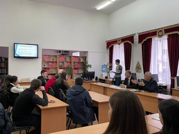 Делороссы Карачаево-Черкессии провели открытые лекции на тему социальной ответственности бизнеса