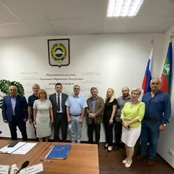 Делороссы КЧР провели круглый стол по вопросам, связанными с Федеральным законом РФ №44